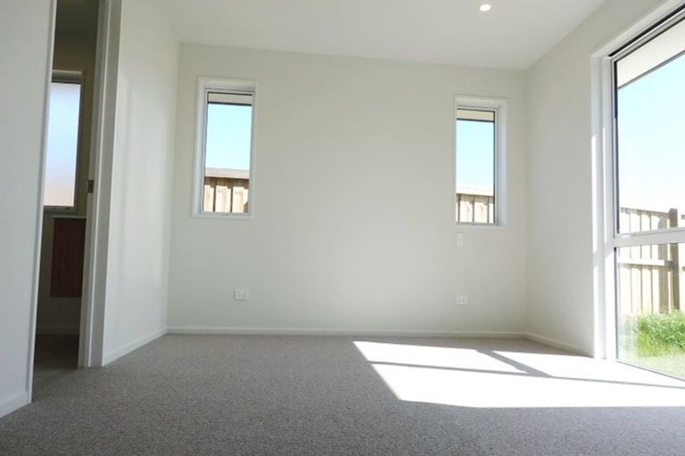 Photo of property in 8 Clare Street, Woodend, 7610