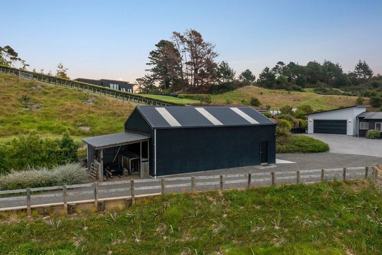 Photo of property in 175 Alpine Road, Kaukapakapa, 0873