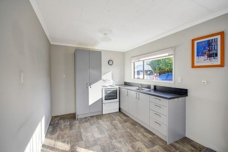 Photo of property in 13c Burns Street, South Dunedin, Dunedin, 9012