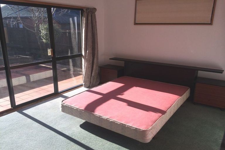 Photo of property in 1/304 Withells Road, Avonhead, Christchurch, 8042