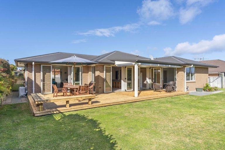 Photo of property in 111 Victory Drive, Wharewaka, Taupo, 3330