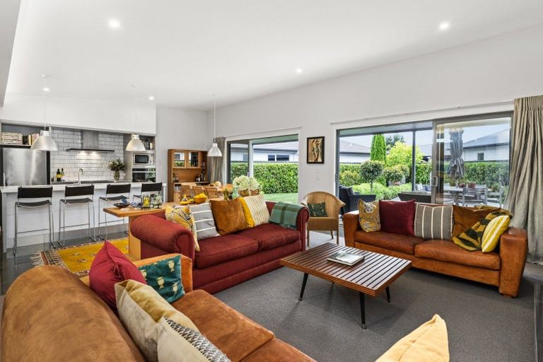 Photo of property in 1 Rotoiti Way, Poraiti, Napier, 4112