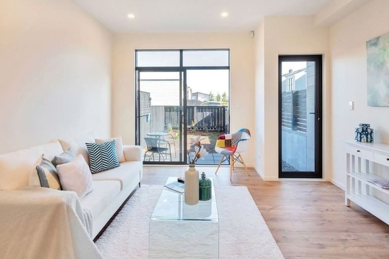 Photo of property in 101 Te Aparangi Road, Papakura, 2110