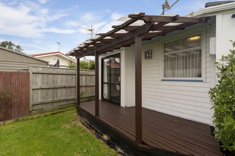 Photo of property in 27 Winton Street, Paraparaumu Beach, Paraparaumu, 5032