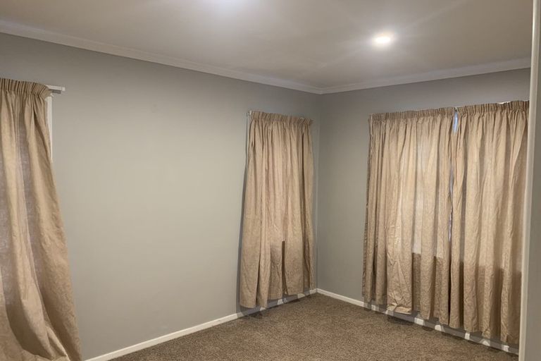 Photo of property in 11 Kopara Grove, Stokes Valley, Lower Hutt, 5019