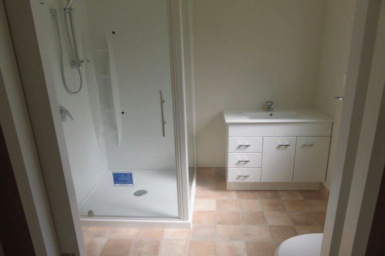 Photo of property in 69 Pirau Road, Fernhill, Napier, 4183