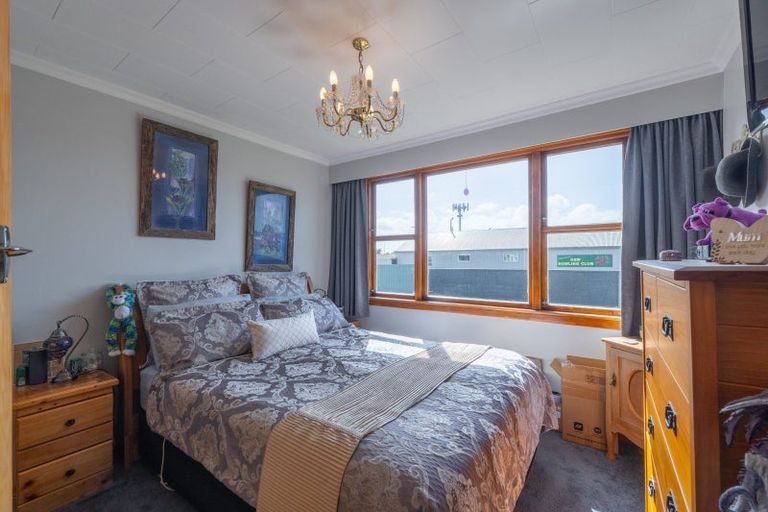 Photo of property in 15 Mcquarrie Street, Kingswell, Invercargill, 9812