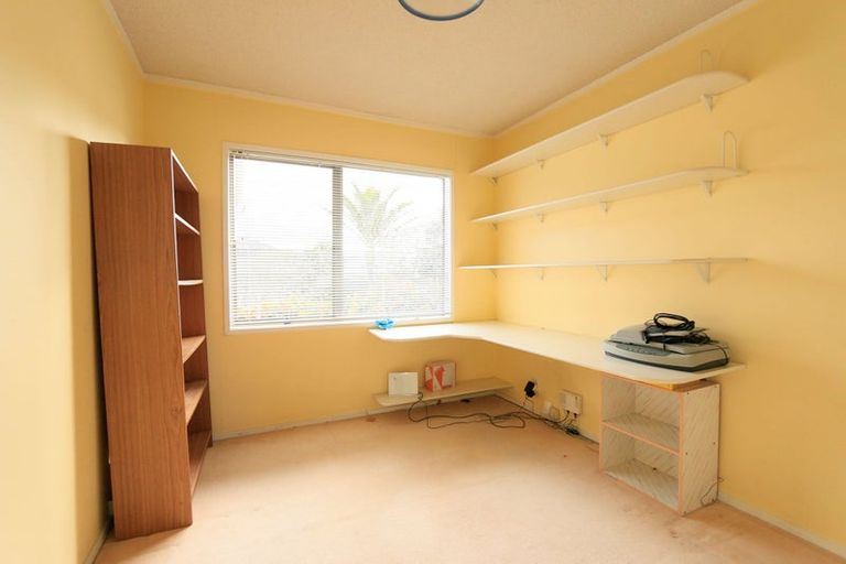 Photo of property in 20 Wycherley Drive, Bucklands Beach, Auckland, 2014