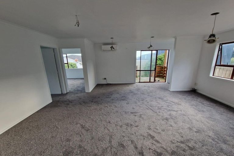 Photo of property in 12 Trent Street, Island Bay, Wellington, 6023