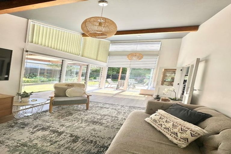 Photo of property in 57 Grahams Road, Burnside, Christchurch, 8041