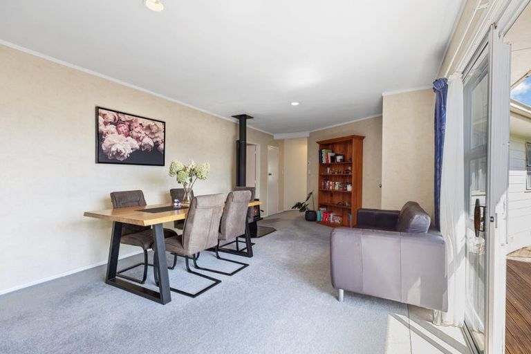 Photo of property in 15 Gilmore Street, Te Puke, 3119