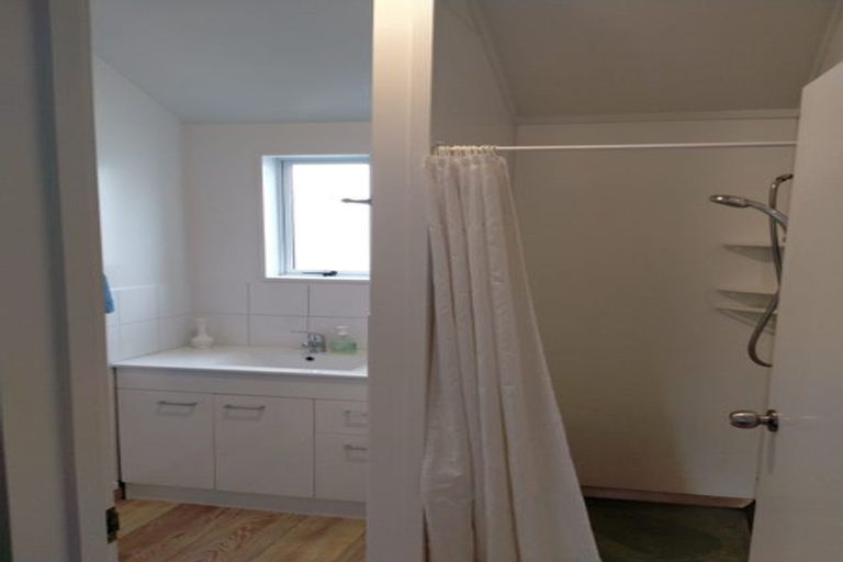 Photo of property in 2/15 Walton Street, Sydenham, Christchurch, 8023