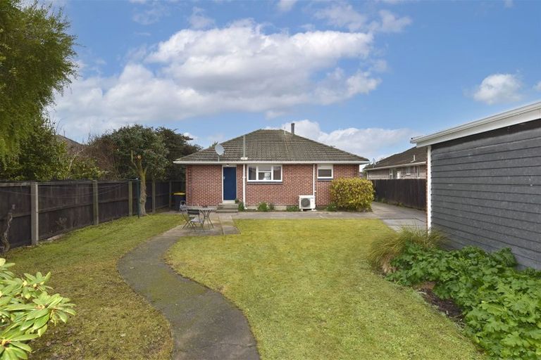 Photo of property in 24 Mappleton Avenue, Burnside, Christchurch, 8053