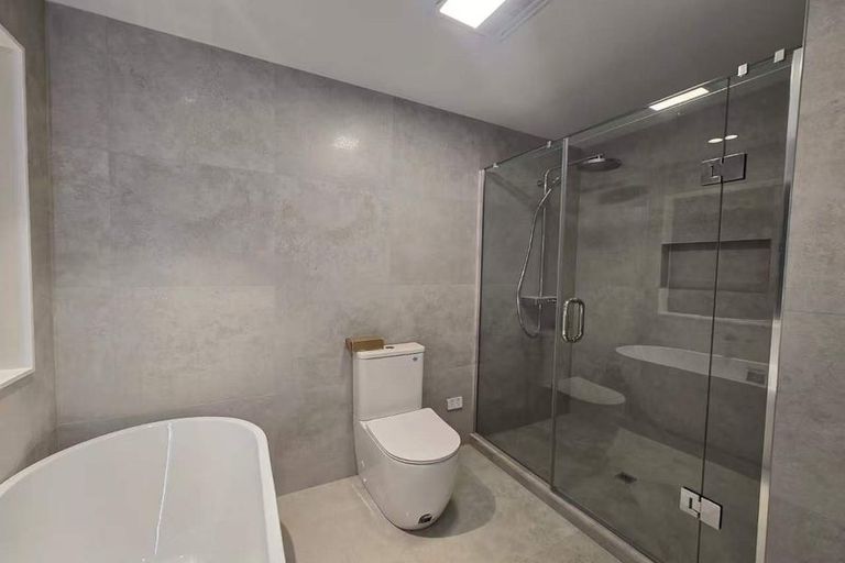 Photo of property in 14b Isobel Road, Greenhithe, Auckland, 0632