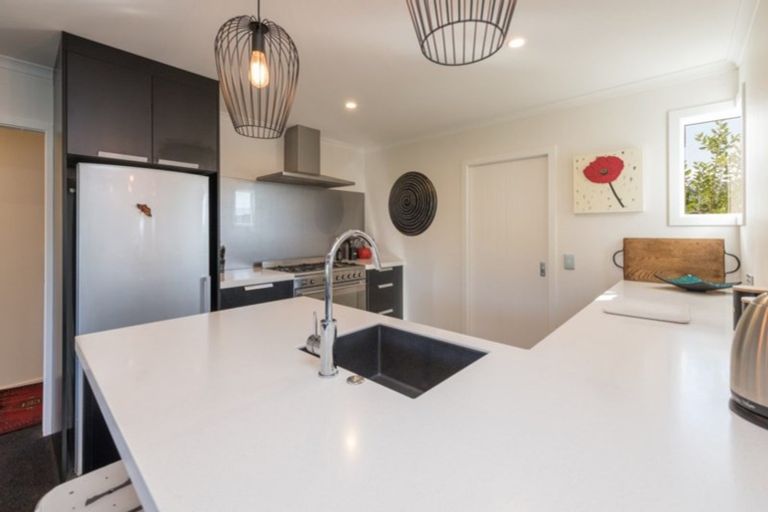 Photo of property in 23 Puketutu Grove, Motueka, 7120