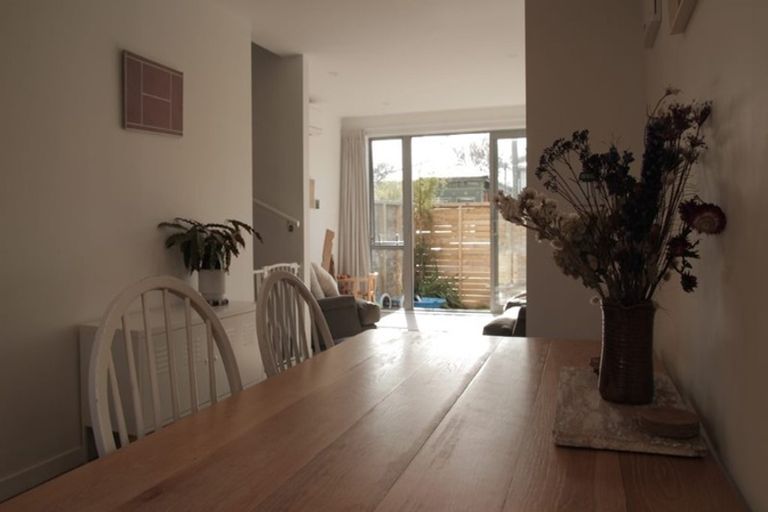 Photo of property in 7/24 Princess Terrace, Newtown, Wellington, 6021