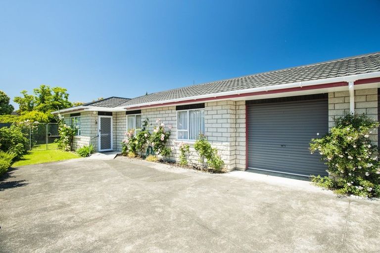 Photo of property in 2/10 Rutene Road, Kaiti, Gisborne, 4010
