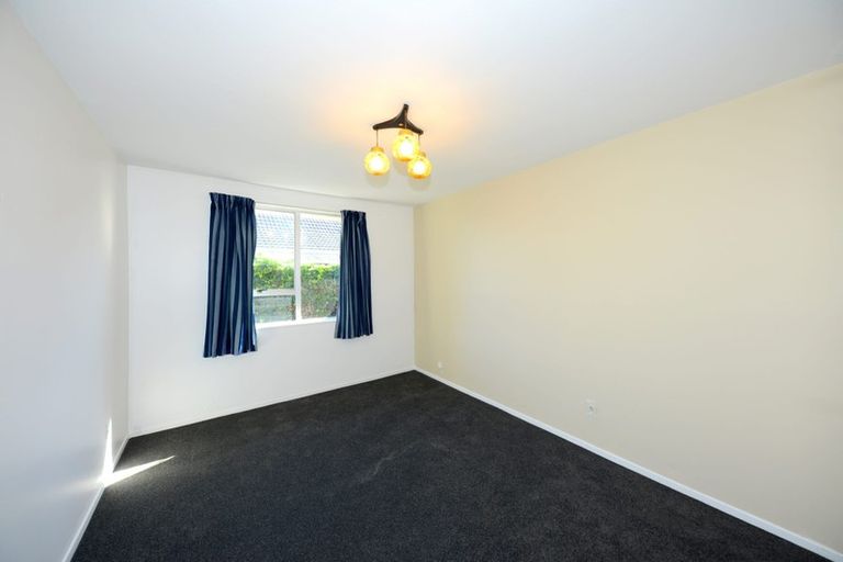 Photo of property in 2/506 Linwood Avenue, Woolston, Christchurch, 8062
