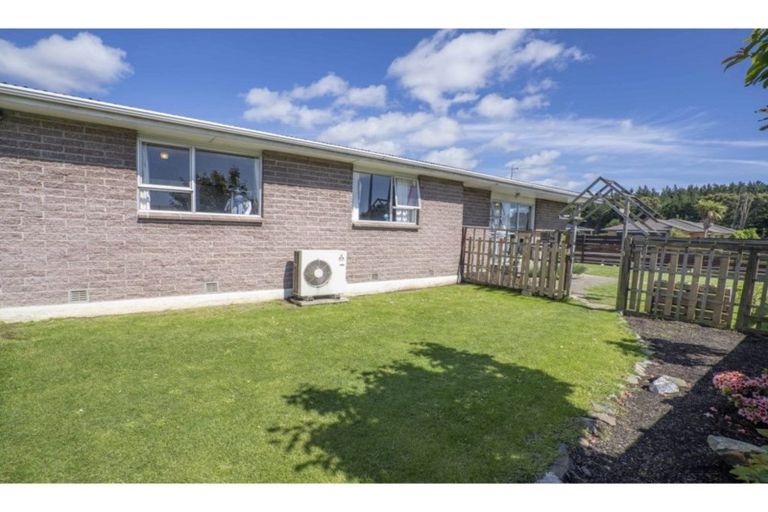 Photo of property in 54 Paisley Street, Kew, Invercargill, 9812