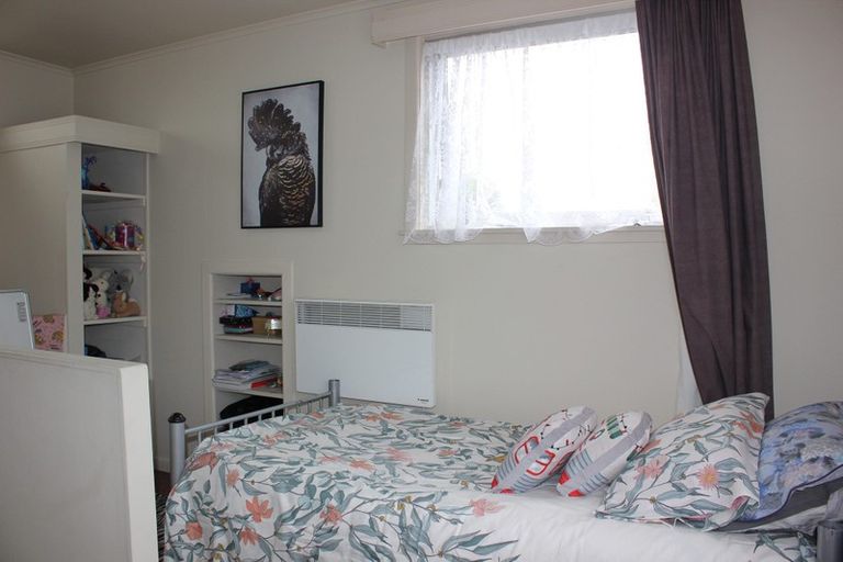 Photo of property in 14a Arawa Street, New Lynn, Auckland, 0600