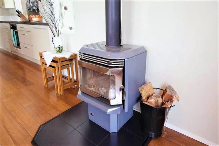 Photo of property in 35 Bayview Park Lane, Orewa, 0931