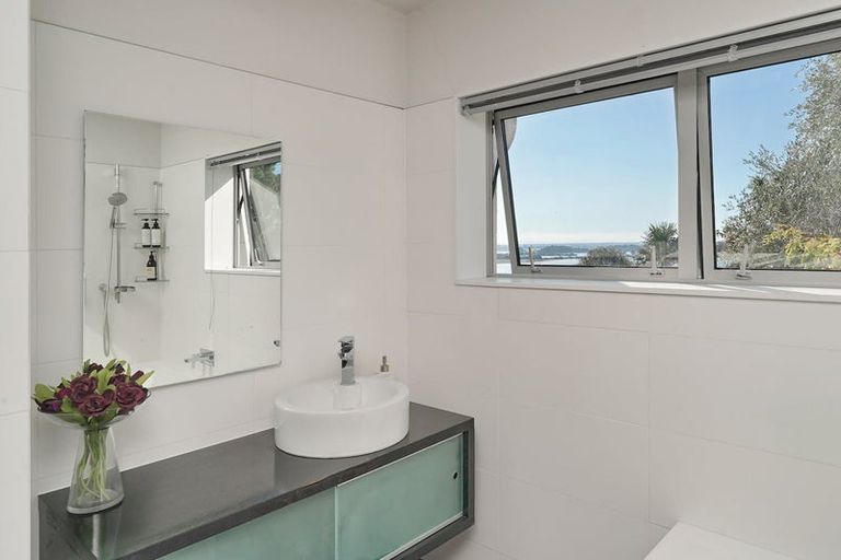 Photo of property in 26 Seamount Terrace, Mount Pleasant, Christchurch, 8081