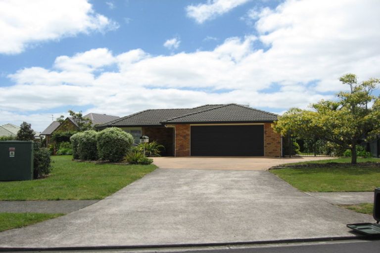 Photo of property in 25 Ridgeway Road, Pukekohe, 2120