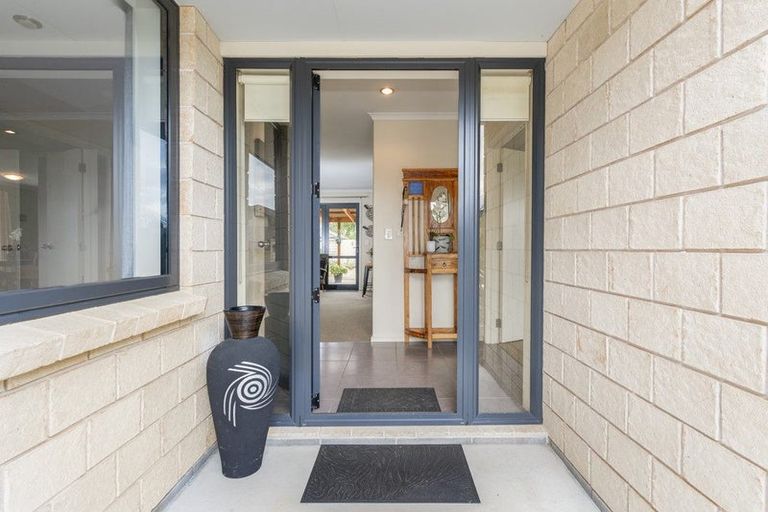 Photo of property in 32 Blunt Road, Te Kauwhata, 3710