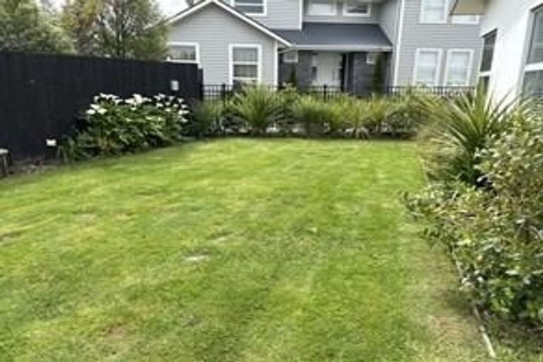 Photo of property in 14 Bargrove Close, Halswell, Christchurch, 8025