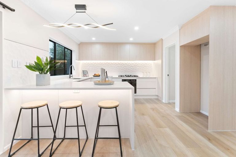 Photo of property in 305a Albany Highway, Rosedale, Auckland, 0632