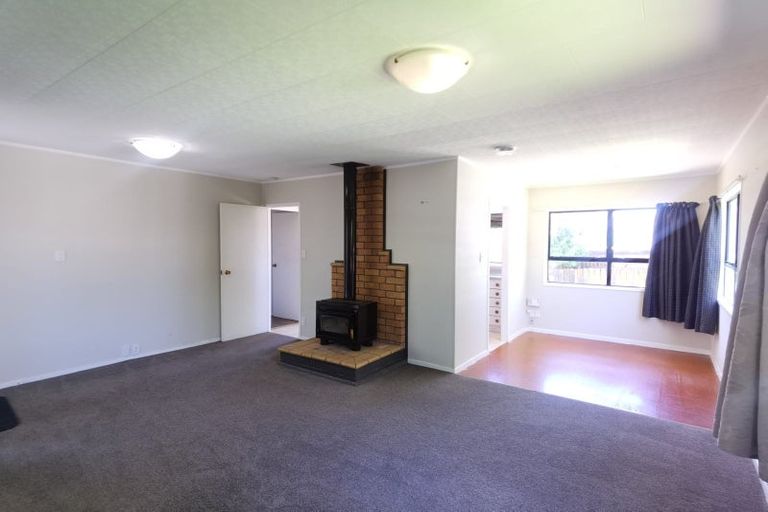 Photo of property in 94 Hutchinsons Road, Bucklands Beach, Auckland, 2014