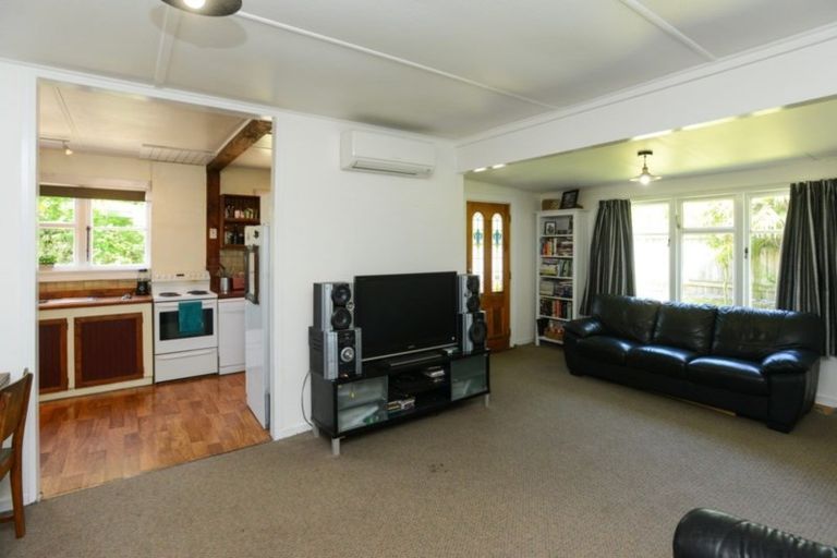 Photo of property in 21 Great North Road, Waipawa, 4210