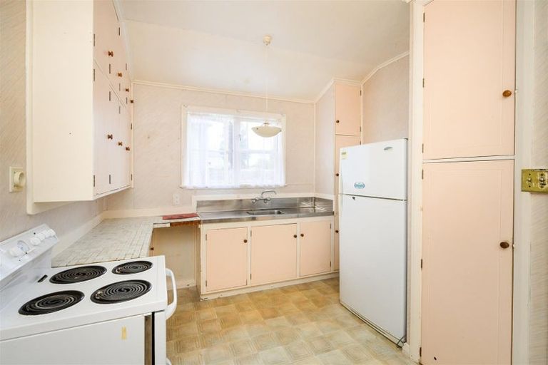 Photo of property in 19 Morris Street, Marton, 4710