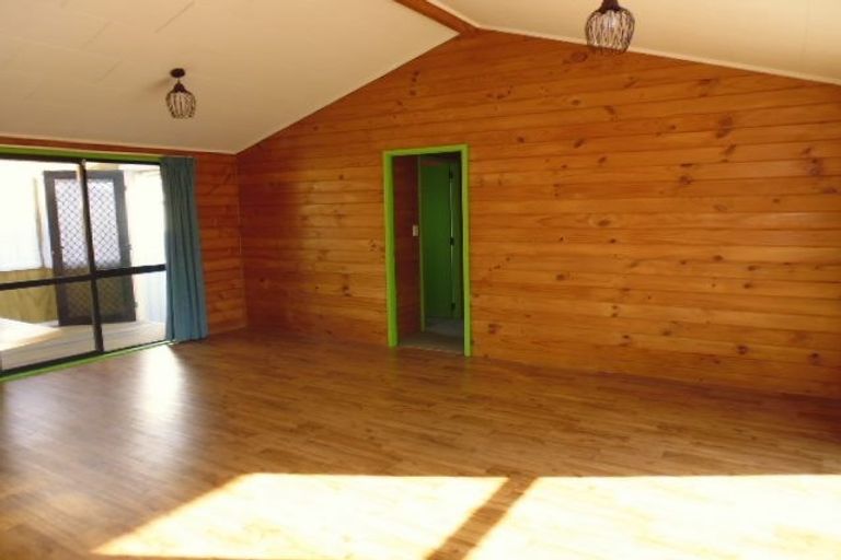 Photo of property in 27a Victoria Avenue, Waiuku, 2123