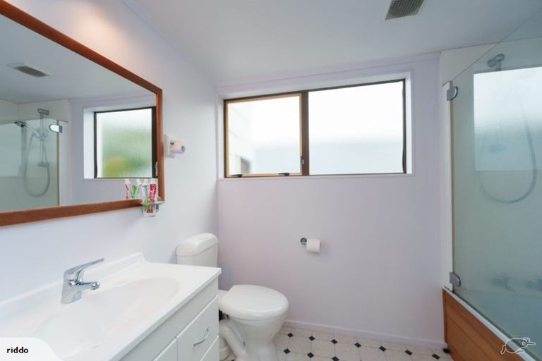 Photo of property in 124 Onslow Road, Khandallah, Wellington, 6035