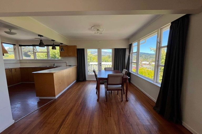 Photo of property in 32 Akatarawa Road, Brown Owl, Upper Hutt, 5018