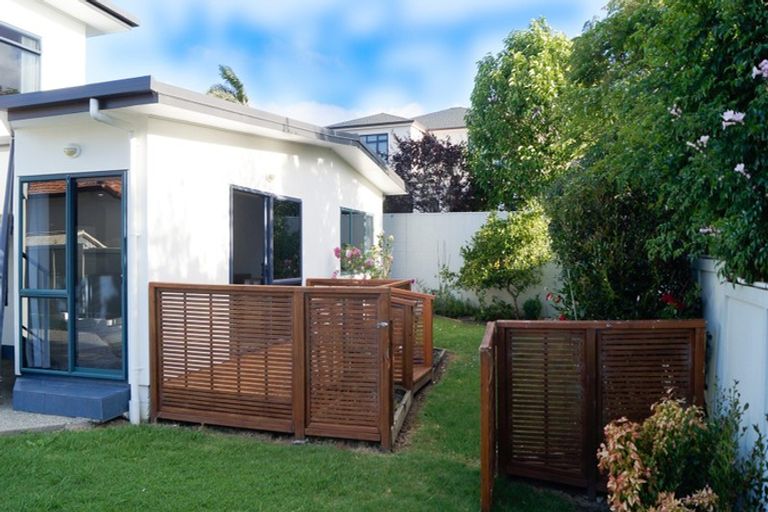 Photo of property in 1c Estuary Views, Shelly Park, Auckland, 2014