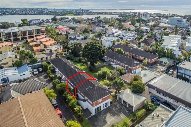 Photo of property in 1/17a Anzac Street, Takapuna, Auckland, 0622