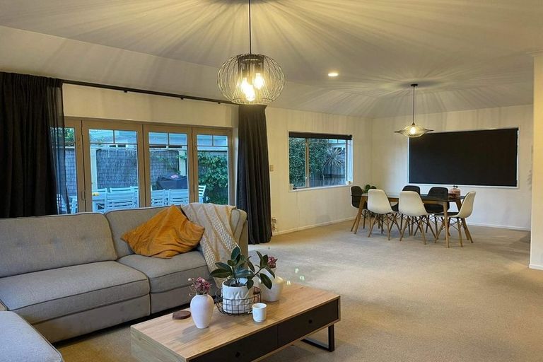 Photo of property in 37 Rosberg Place, Mount Maunganui, 3116