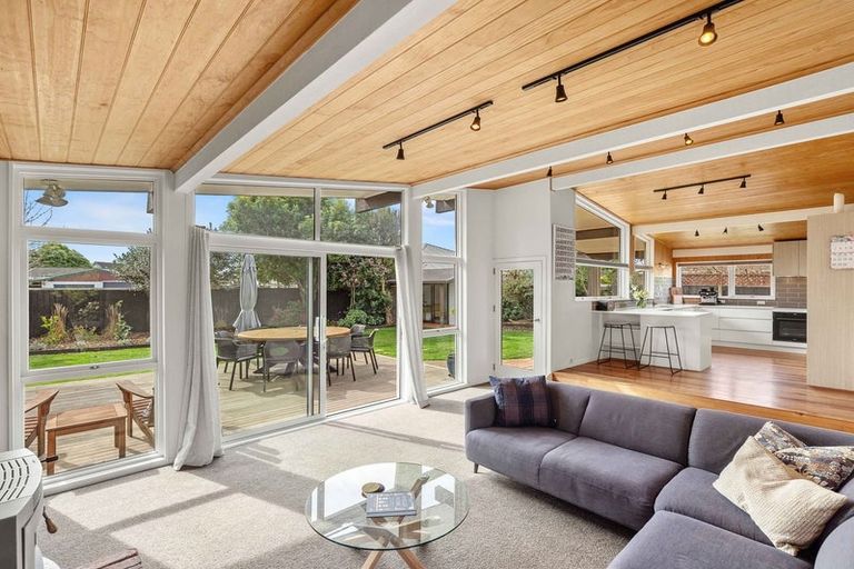 Photo of property in 7 Veitches Road, Casebrook, Christchurch, 8051