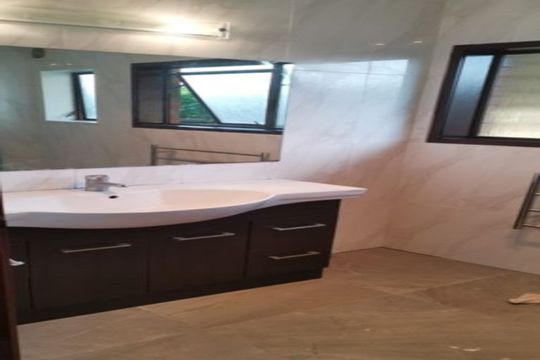 Photo of property in 46 Kennedy Avenue, Forrest Hill, Auckland, 0620