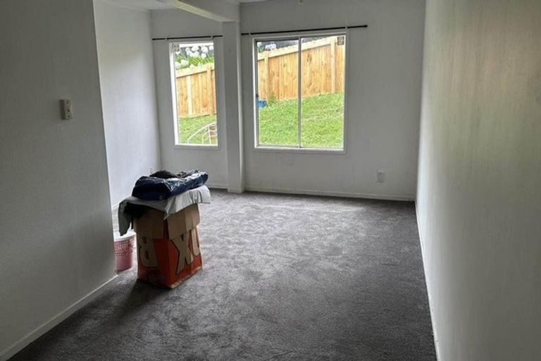 Photo of property in 1/42 Sheridan Drive, New Lynn, Auckland, 0600