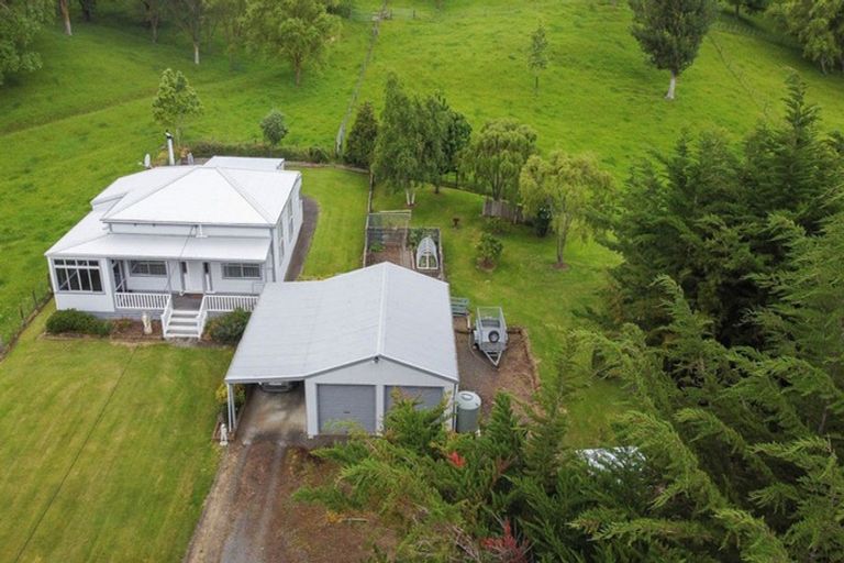Photo of property in 134 Tipapakuku Road, Dannevirke, 4930