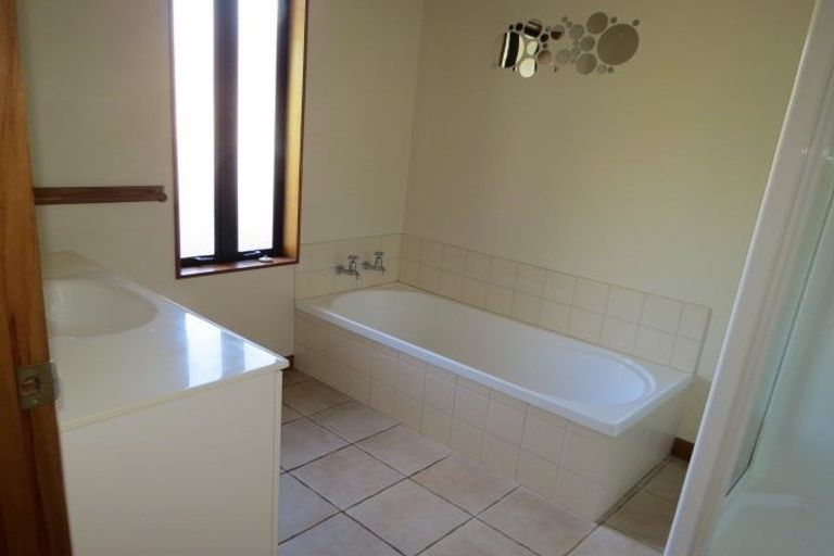 Photo of property in 44 Kingsford Drive, Stoke, Nelson, 7011