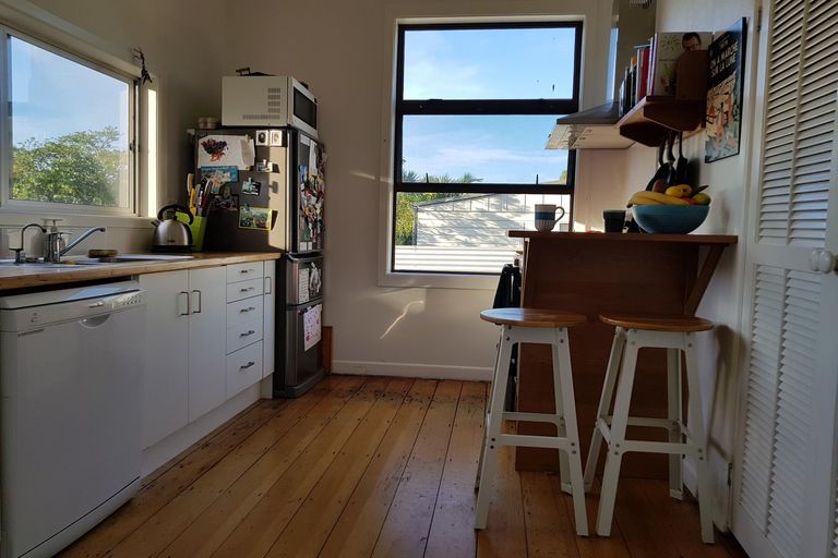 Photo of property in 8 Duke Street, Tamarau, Gisborne, 4010