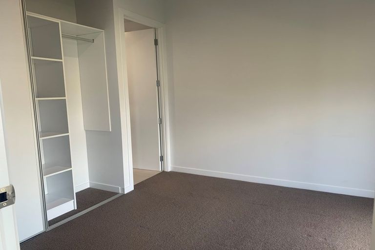 Photo of property in Frank Sargeson Apts, 508/74 Anzac Street, Takapuna, Auckland, 0622