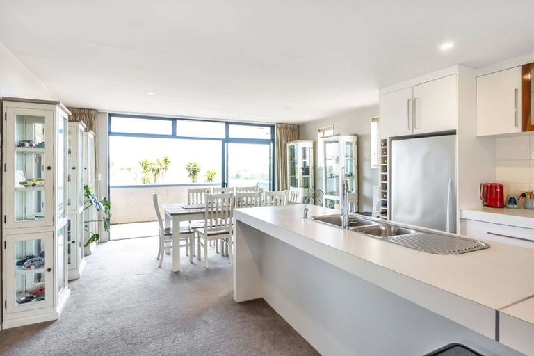 Photo of property in 30 Coates Street, Westport, 7825