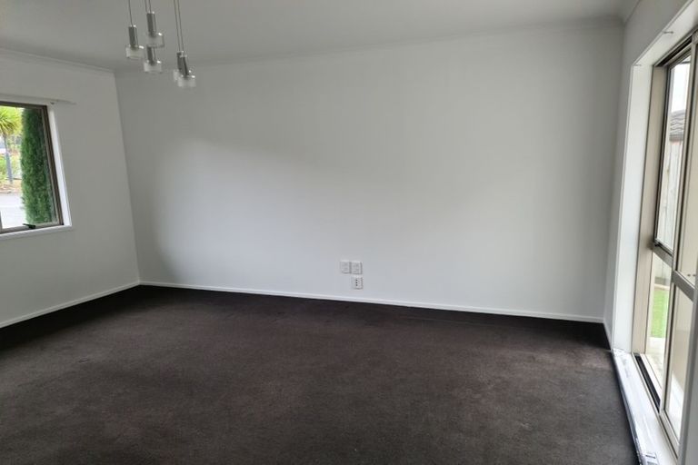 Photo of property in 38 Kristin Lane, Albany, Auckland, 0632