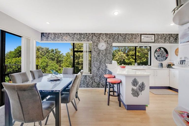 Photo of property in 12 Mariner Drive, Gulf Harbour, Whangaparaoa, 0930