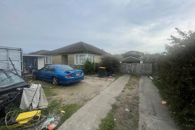 Photo of property in 4 Roberts Road, Hei Hei, Christchurch, 8042